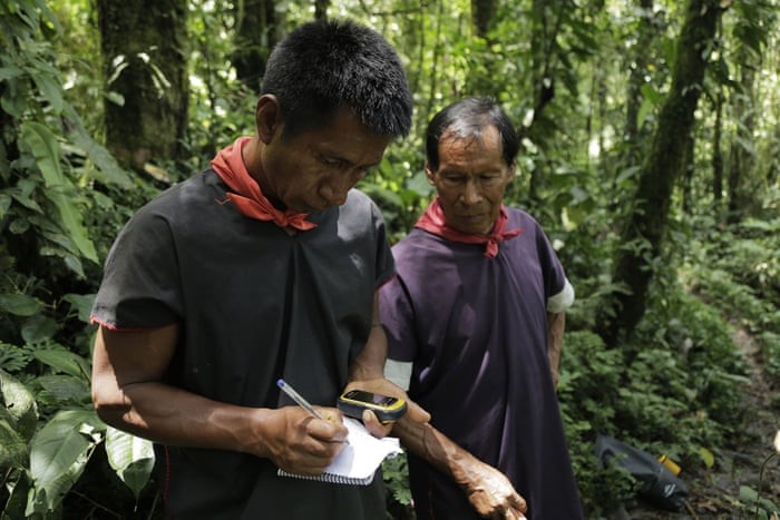 Strengthening community-based environmental monitoring in the Amazon